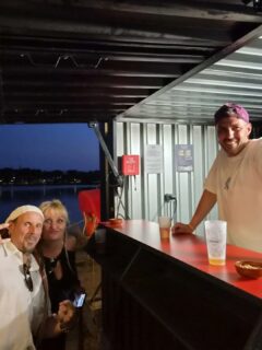 📸 Retour en images sur notre soirée à la Guinguette du Parc à Bois ! 🍔🍻🏒

Un grand merci à toutes celles et ceux qui sont venus partager ce moment avec nous ! 🙌

Entre les burgers d' @unclebreizhmobile , les bières de la @brasserie_la_belle_joie , la musique et surtout votre bonne humeur, cette soirée a été une vraie réussite. 🔥

Merci également à tous nos bénévoles, partenaires @constantlanester et @saint_maclou et à la Guinguette du Parc à Bois pour leur accueil.

On vous laisse revivre cette belle soirée en images… 📷